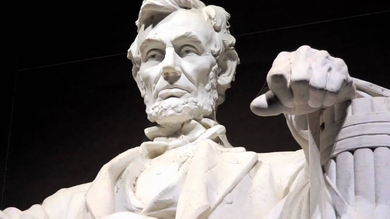 abraham lincoln statue